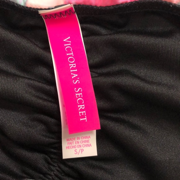 Victoria’s Secret bikini - Picture 4 of 8